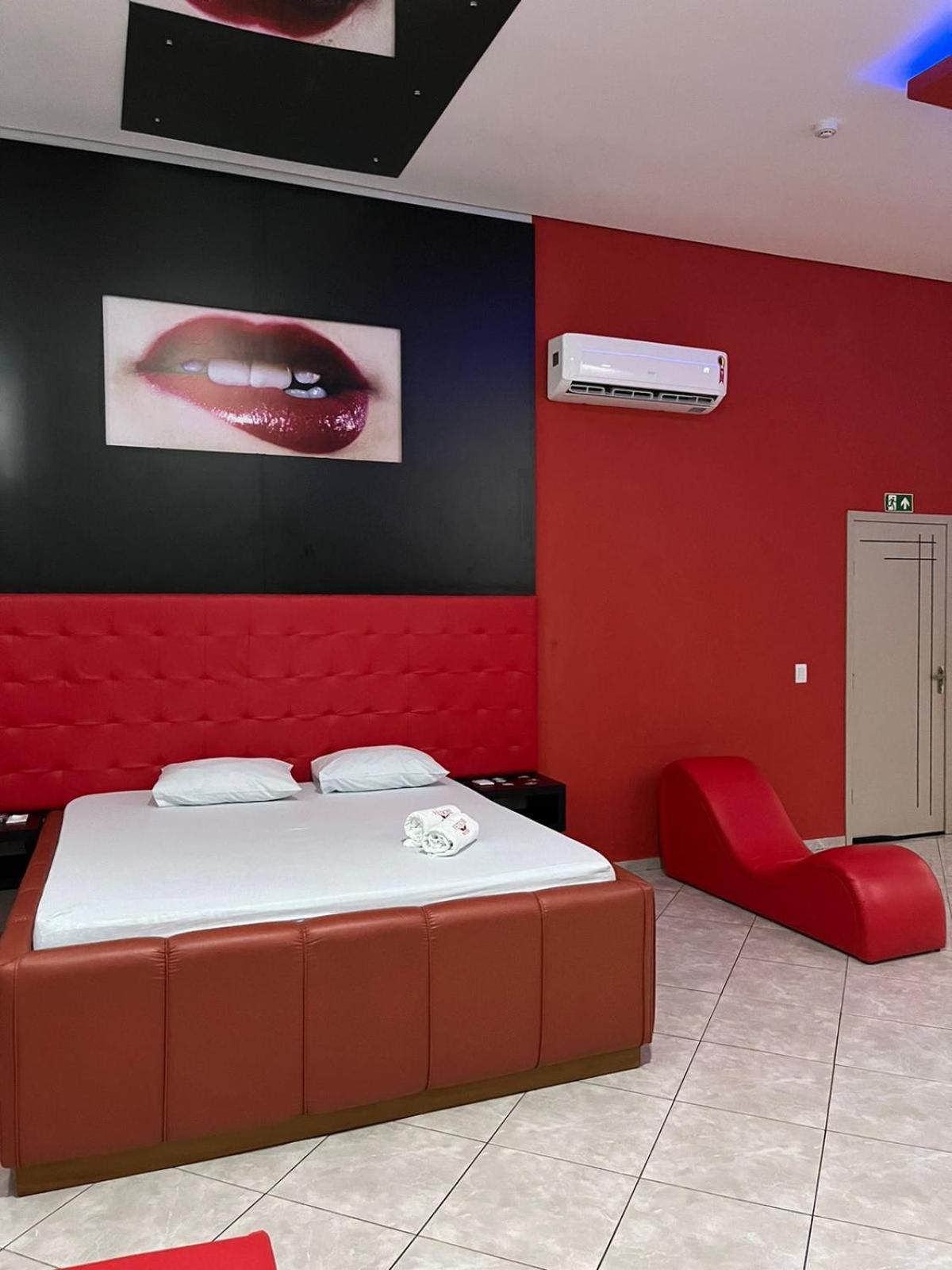 Fetiche Motel Presidente Medici  المظهر الخارجي الصورة